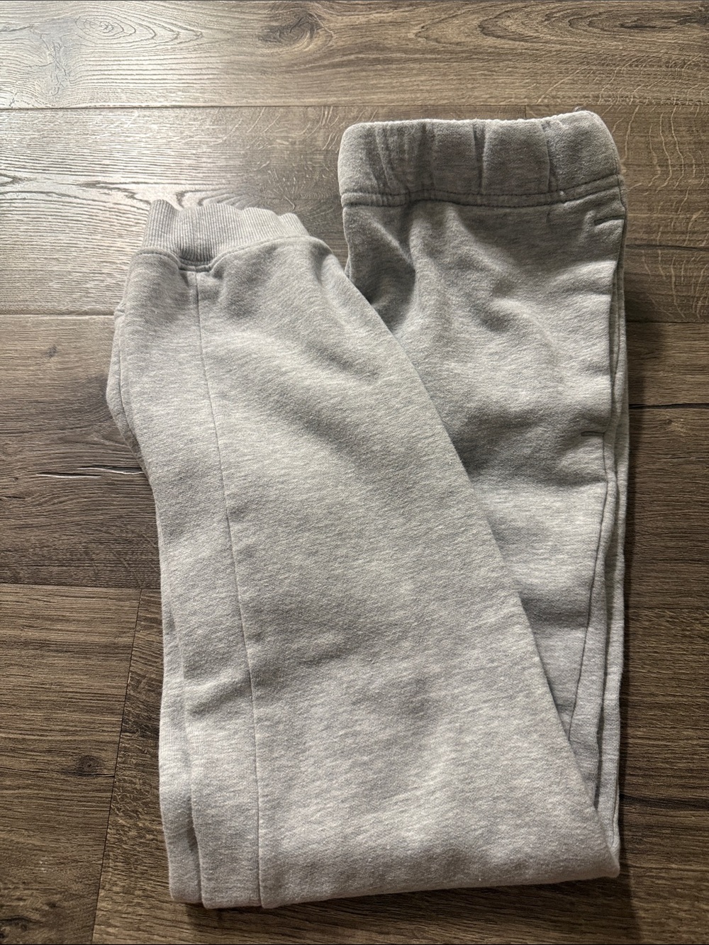 The North Face boys youth Gray Sweatpants - Soft Fleece Joggers